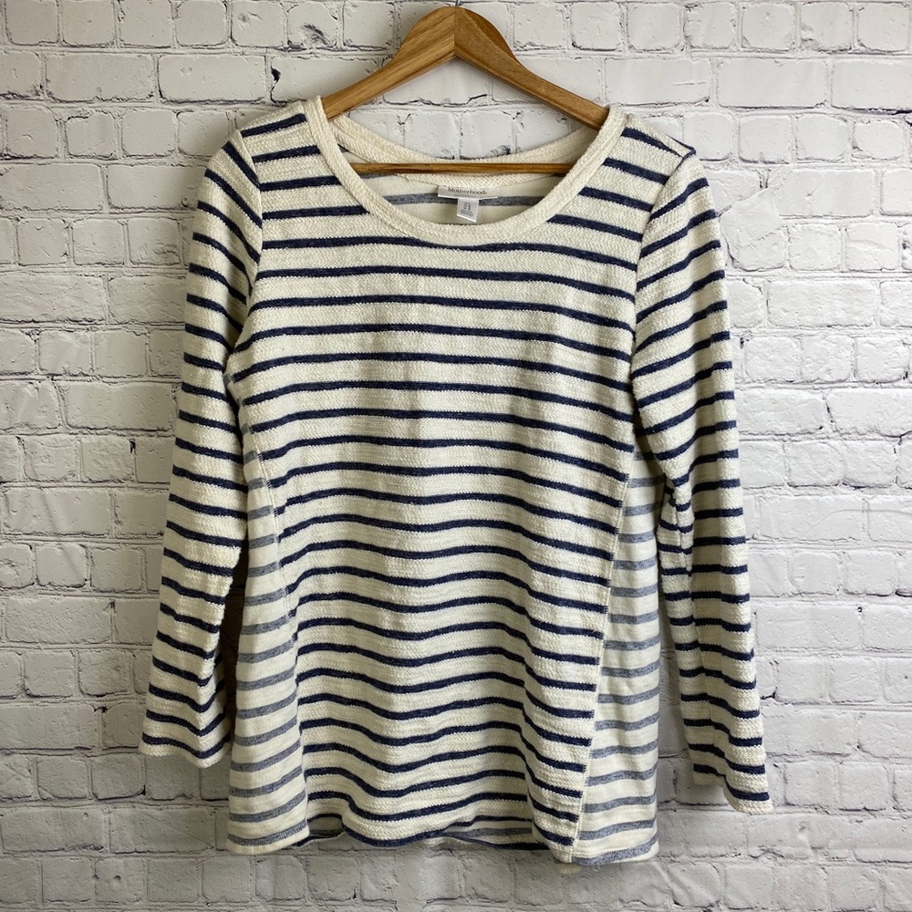 Motherhood maternity sweater